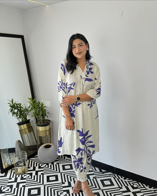 Autum Floral White Kurta Pants